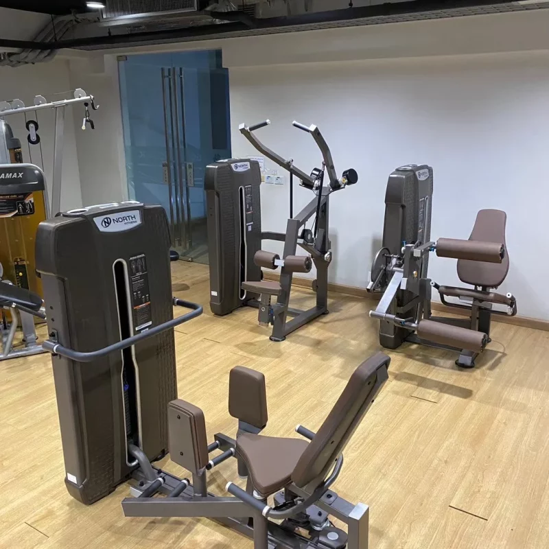 fitness-center-60